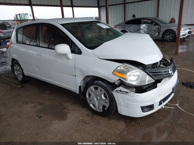 NISSAN VERSA 2011