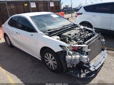 TOYOTA CAMRY HYBRID 2019