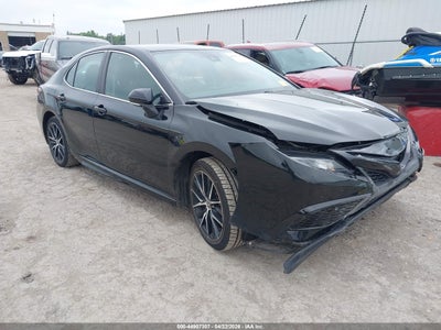 TOYOTA CAMRY 2024