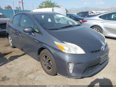 TOYOTA PRIUS 2012