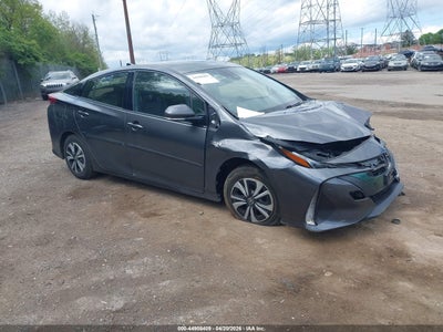 TOYOTA PRIUS PRIME 2017