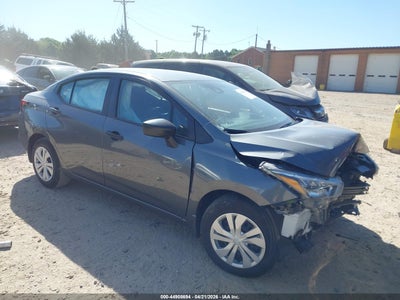 NISSAN VERSA 2025