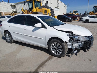 TOYOTA CAMRY 2017