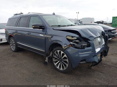 LINCOLN NAVIGATOR 2023