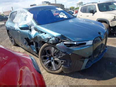 BMW IX 2025