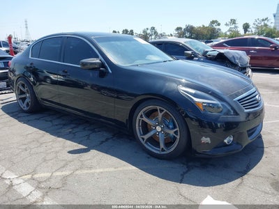 INFINITI G37 2012