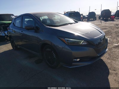 NISSAN LEAF 2024