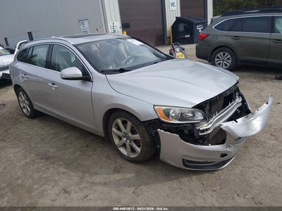 VOLVO V60 2016