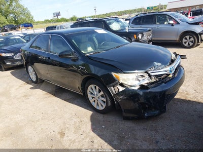 TOYOTA CAMRY HYBRID 2012