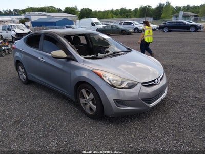 HYUNDAI ELANTRA 2013