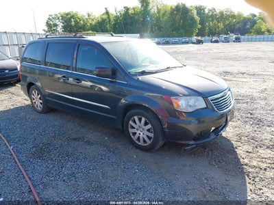 CHRYSLER TOWN & COUNTRY 2014