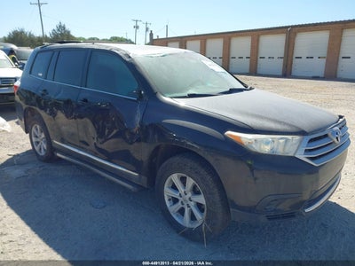 TOYOTA HIGHLANDER 2013