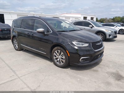 CHRYSLER PACIFICA HYBRID 2025