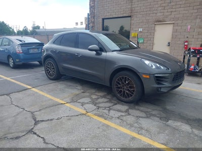 PORSCHE MACAN 2015