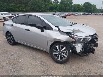 NISSAN VERSA 2024