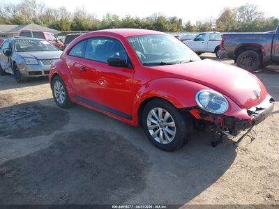VOLKSWAGEN BEETLE 2015