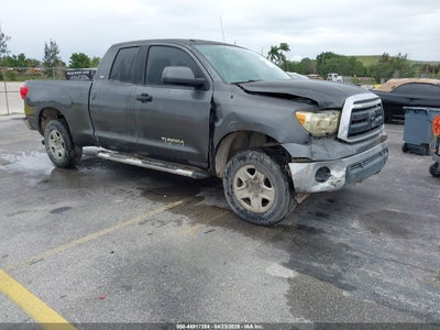 TOYOTA TUNDRA 2011