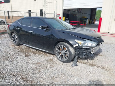 NISSAN MAXIMA 2016
