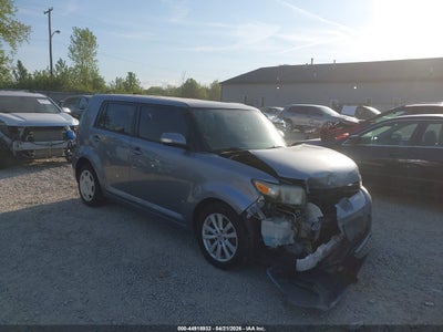 SCION XB 2012