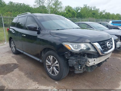 NISSAN PATHFINDER 2017