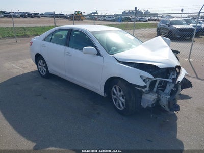 TOYOTA CAMRY 2011