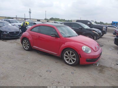 VOLKSWAGEN BEETLE 2012
