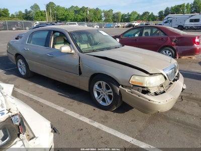 LINCOLN TOWN CAR 2006