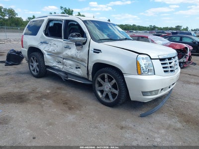 CADILLAC ESCALADE 2014