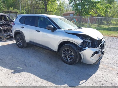 NISSAN ROGUE 2024