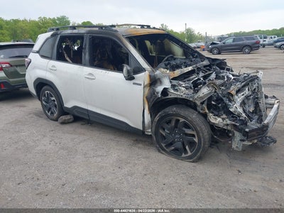 SUBARU FORESTER 2025