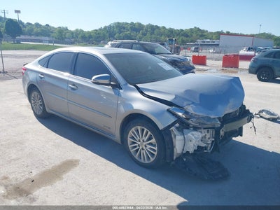 TOYOTA AVALON HYBRID 2015