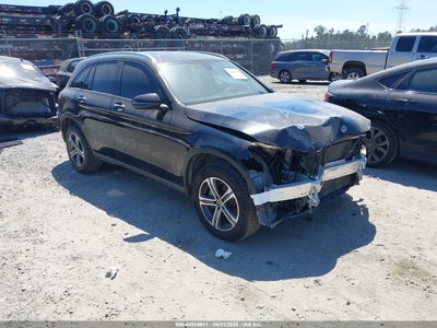 MERCEDES-BENZ GLC 300 2019