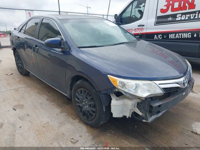 TOYOTA CAMRY 2014
