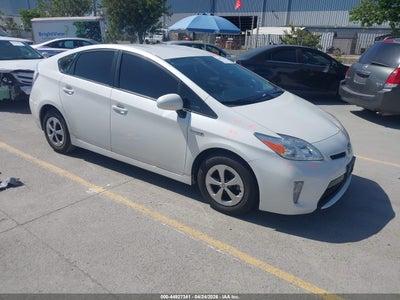 TOYOTA PRIUS 2014