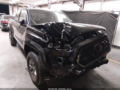 TOYOTA TACOMA 2019