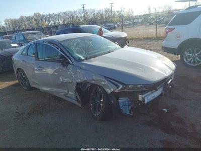 KIA K5 2023