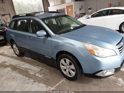 SUBARU OUTBACK 2012