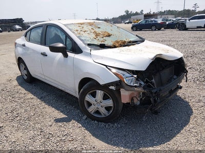 NISSAN VERSA 2021