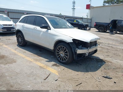 MERCEDES-BENZ GLC 300 2019