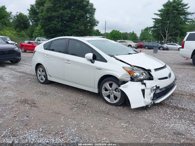 TOYOTA PRIUS 2015