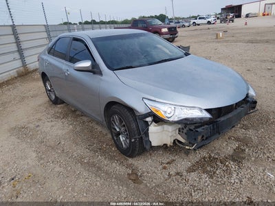 TOYOTA CAMRY 2016
