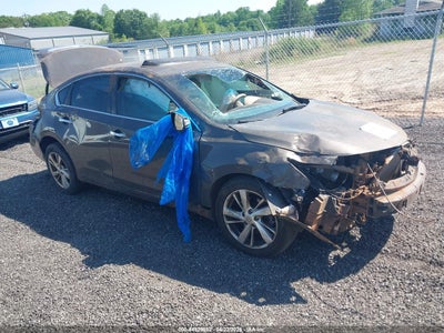 NISSAN ALTIMA 2015