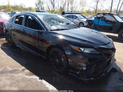 TOYOTA CAMRY 2024