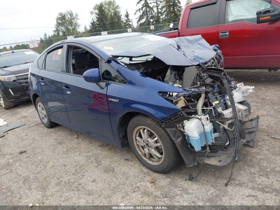 TOYOTA PRIUS 2011
