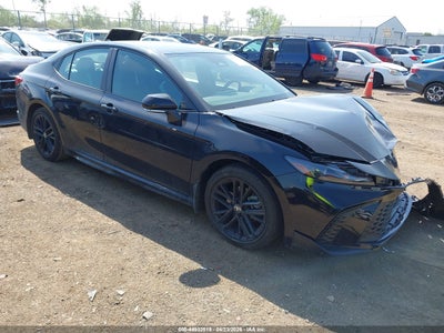 TOYOTA CAMRY 2026