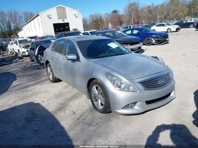 INFINITI Q40 2015