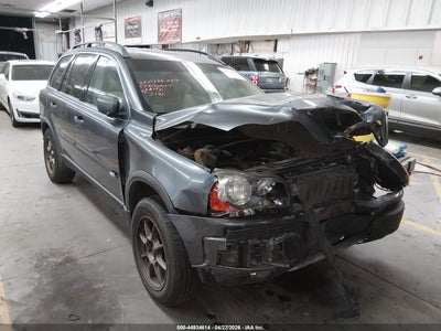 VOLVO XC90 2005