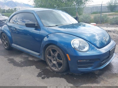 VOLKSWAGEN BEETLE 2017