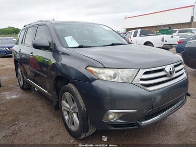 TOYOTA HIGHLANDER 2013