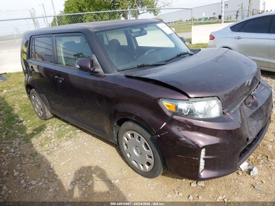 SCION XB 2014